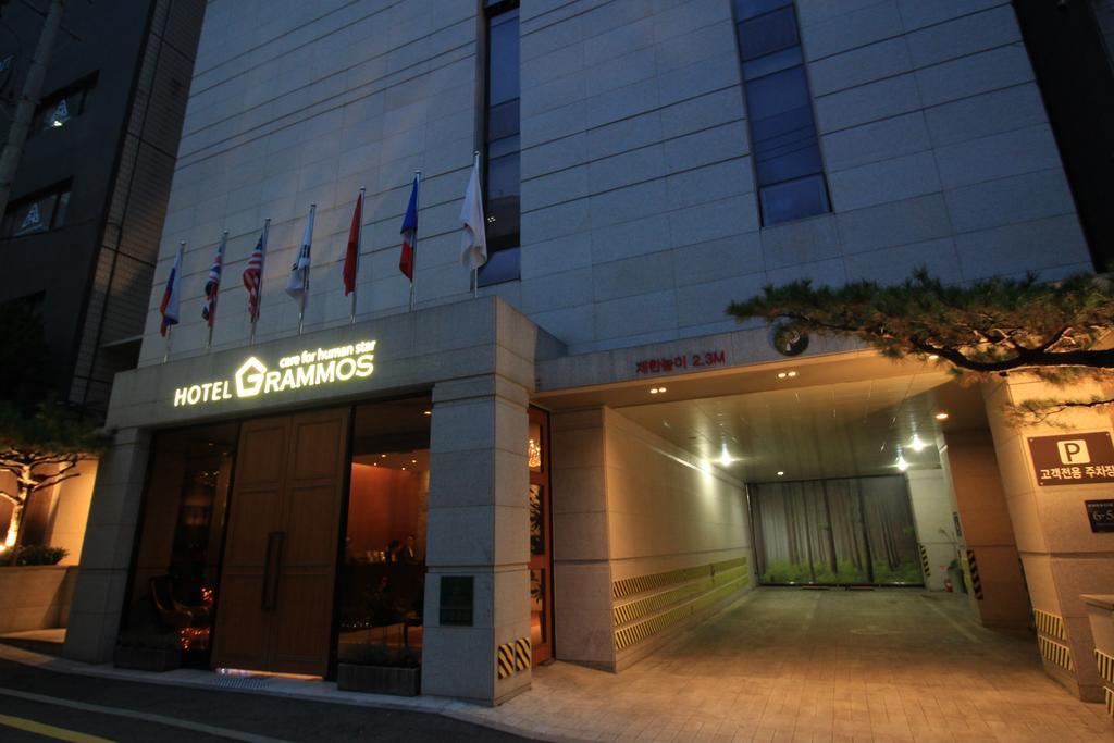 Grammos Hotel Seoul Exterior photo